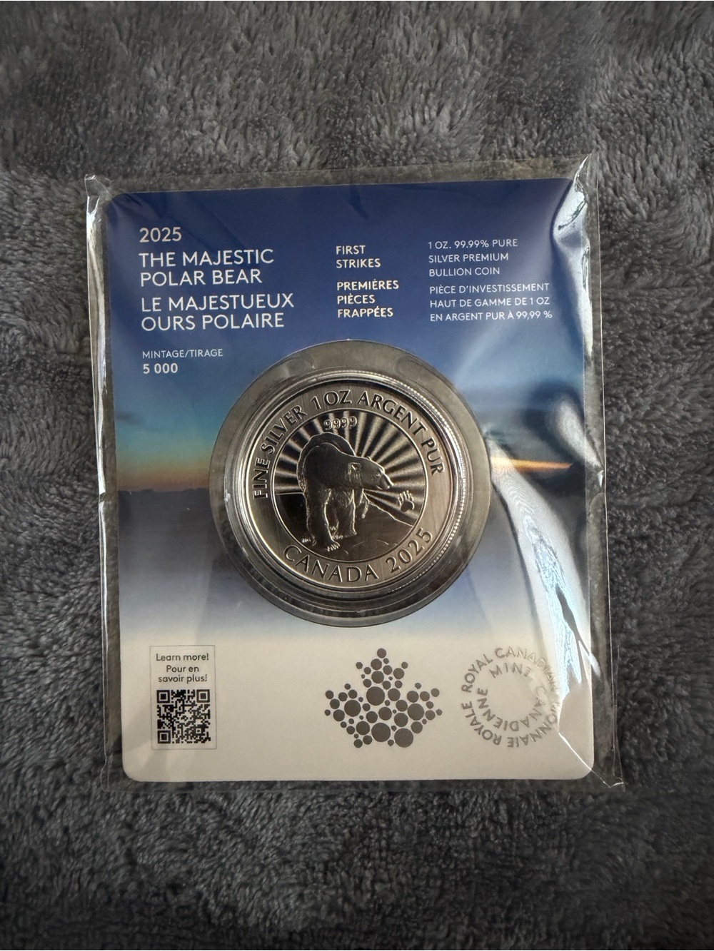 Royal Canadian Mint 2025 Majestic Polar Bear 1 oz Silver Coin - 31.1g Silver